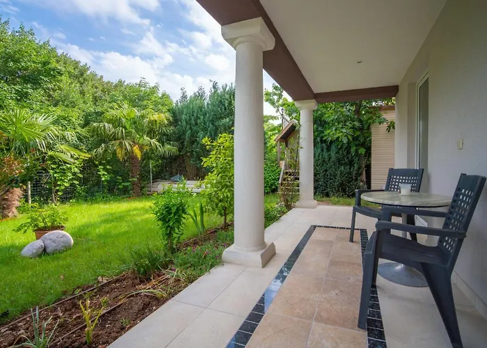 Svea By Interhome 公寓 *