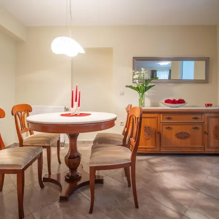 Svea By Interhome מטולי